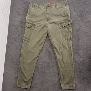 Levi's cargo men's  pants tapered leg green size 38x32 outdoor workwear